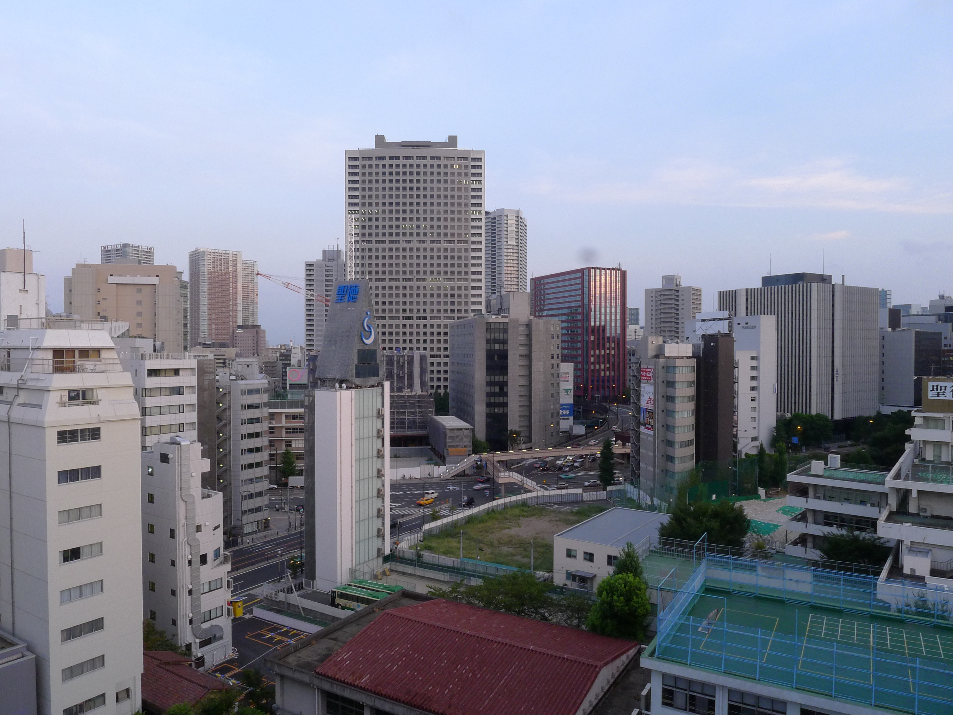 <b>ISO200<br>DMC-LX5 / 約3.9MB / 3,648×2,736 / 1/15秒 / F8 / +0.3EV / WB:晴天 / 5.1mm</b>