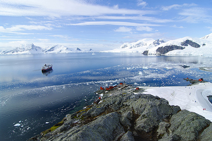 <b>(c)斎藤正洋</b>