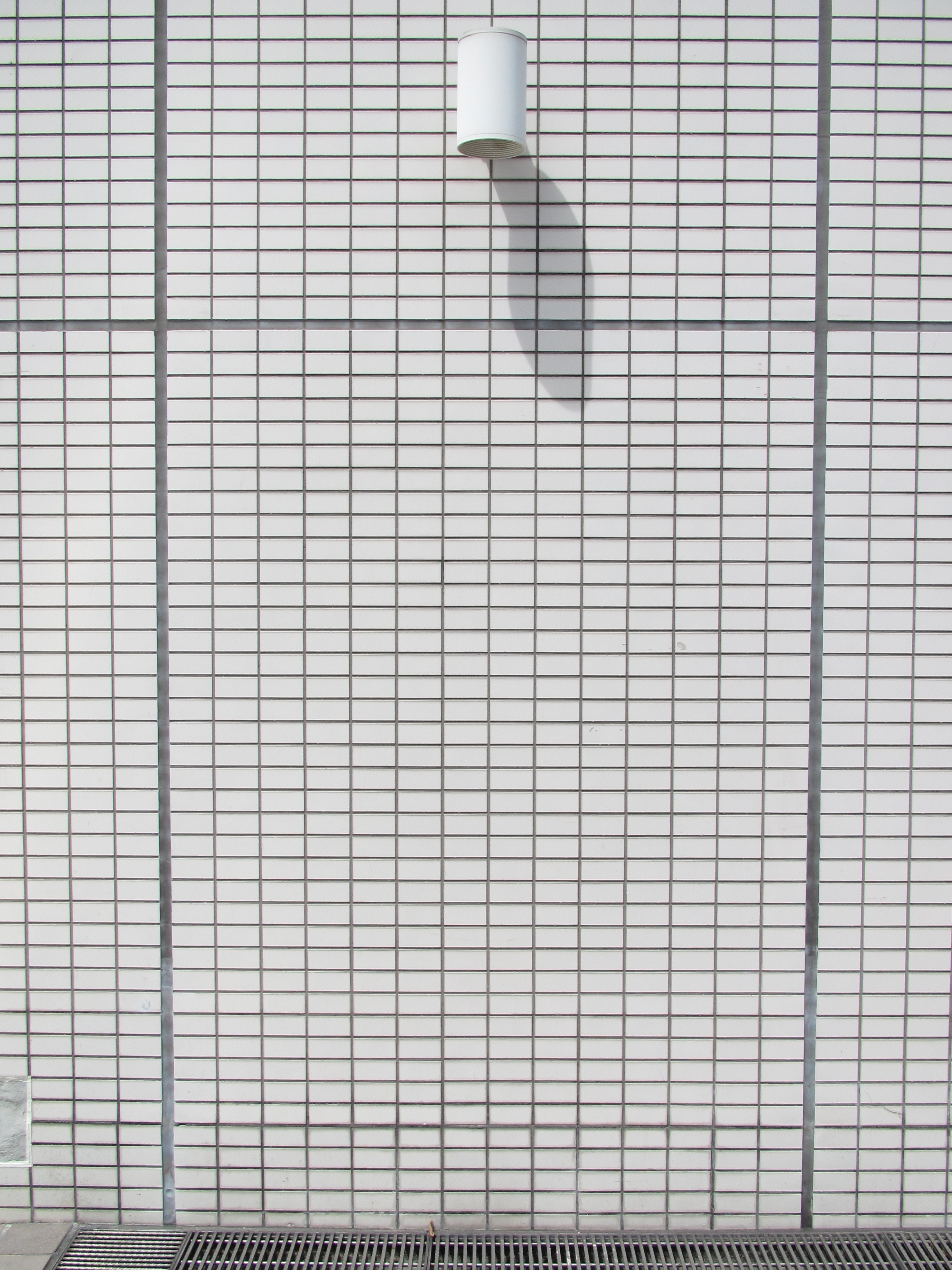 <b>広角端（36mm相当）<br>IXY 50S / 3,648×2,736 / 1/1,250秒 / F3.4 / 1.0EV / ISOオート（ISO125） / WB:オート</b>