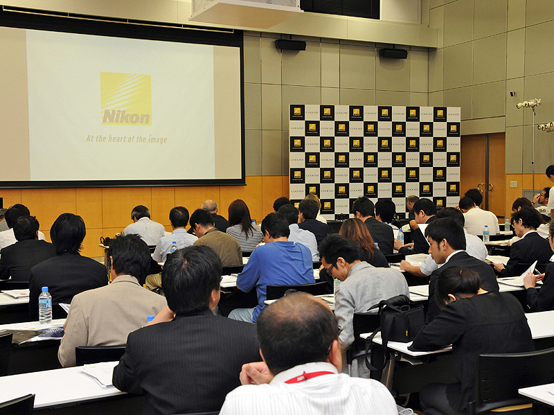 <b>発表会場の様子</b>