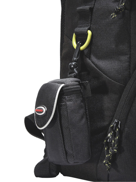 <b>追加のアクセサリーを装着可能（画像はBIIN 59）</b>