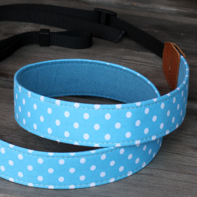 <b>カメラストラップ 水玉（ブルー）</b>