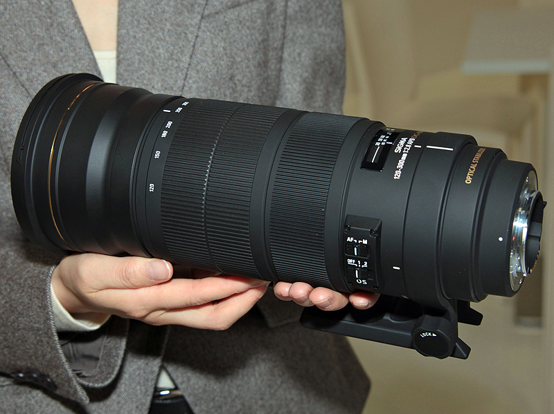 <b>APO 120-300mm F2.8 EX DG OS HSM（試作品）</b>
