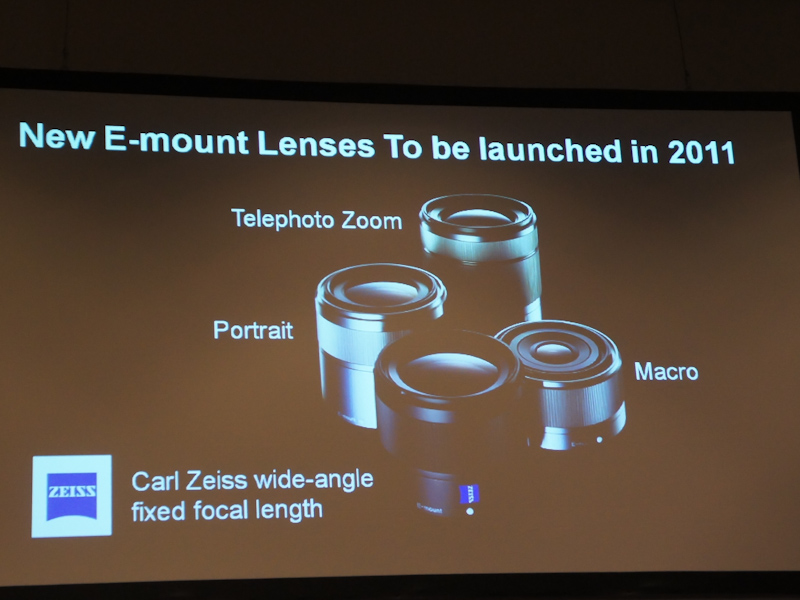 <b>2011年に発売する4本のレンズ。カールツァイス製レンズも用意</b>