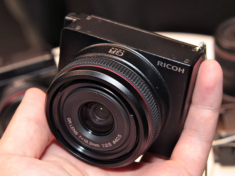 <b>GR LENS A12 28mm F2.5</b>