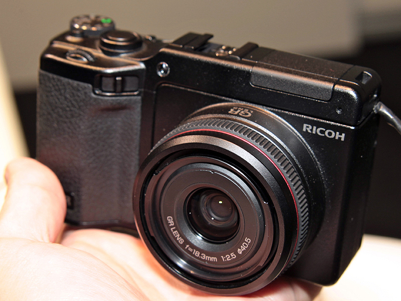 <b>GXRに装着したところ</b>