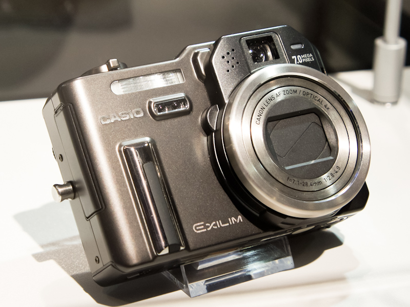 <b>EXILIM PRO EX-P600</b>