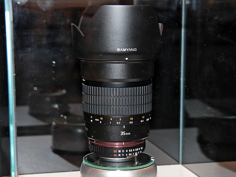 <b>35mm F1.4 IF UMC Asphrical</b>