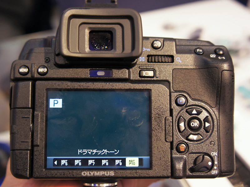 <b>モード切替からアートフィルターを設定できる</b>