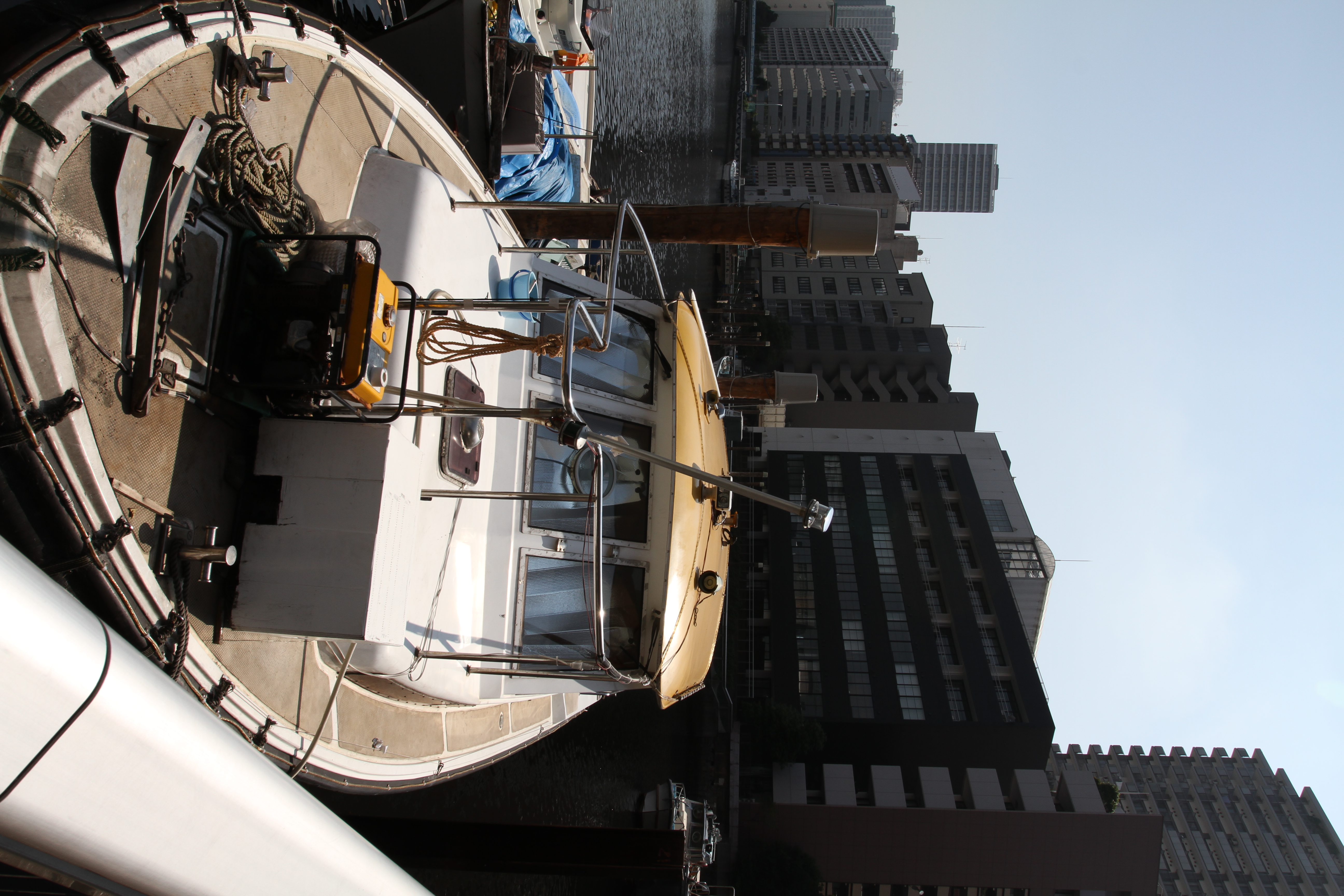 <b>EOS 7D / EF 17-40mm F4 L USM / 約5.3MB / 3,456×5,184 / 1/250秒 / F11 / -1EV / ISO100 / WB:オート / 17mm</b>