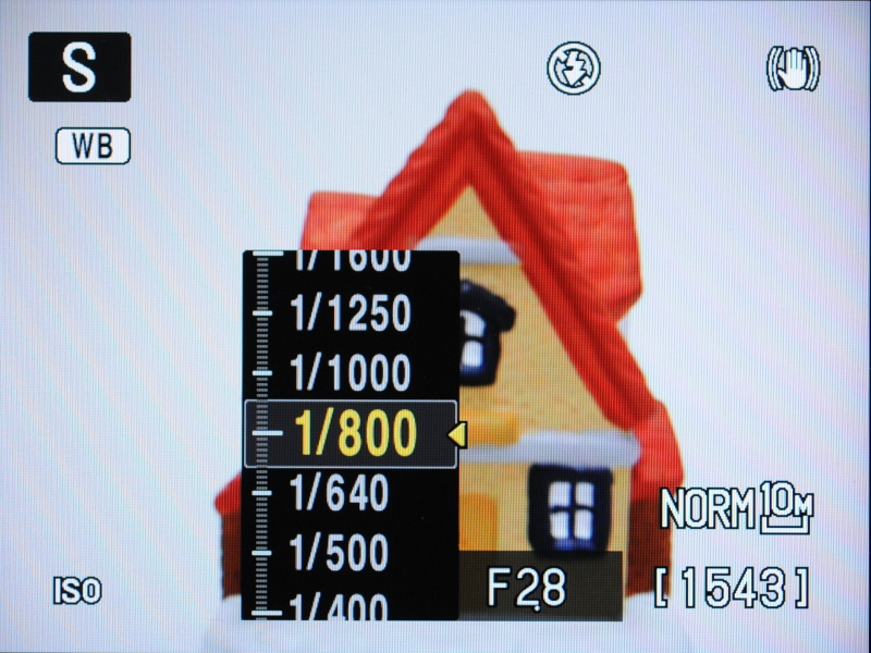 <b>Sモードでシャッタースピードを選択しているところ</b>