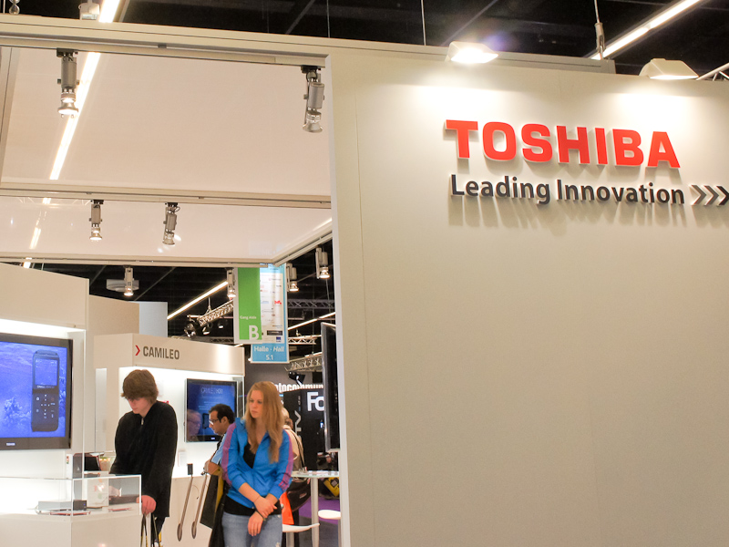 <b>東芝ブース</b>