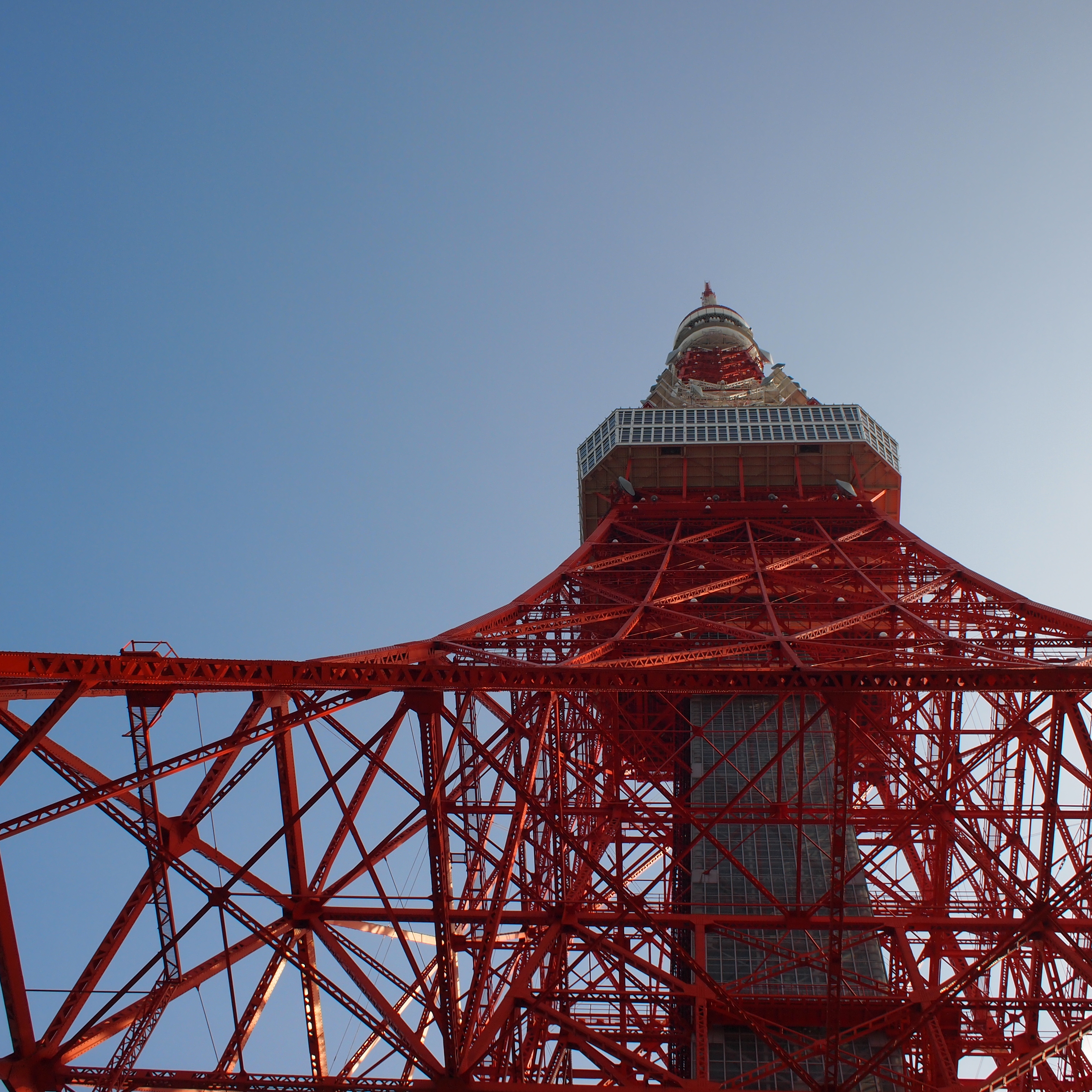 <b>E-PL1 / M.ZUIKO DIGITAL 17mm F2.8 / 約4MB / 3,024×3,024 / 1/500秒 / F7 / 0EV / ISO200 / 17mm</b>