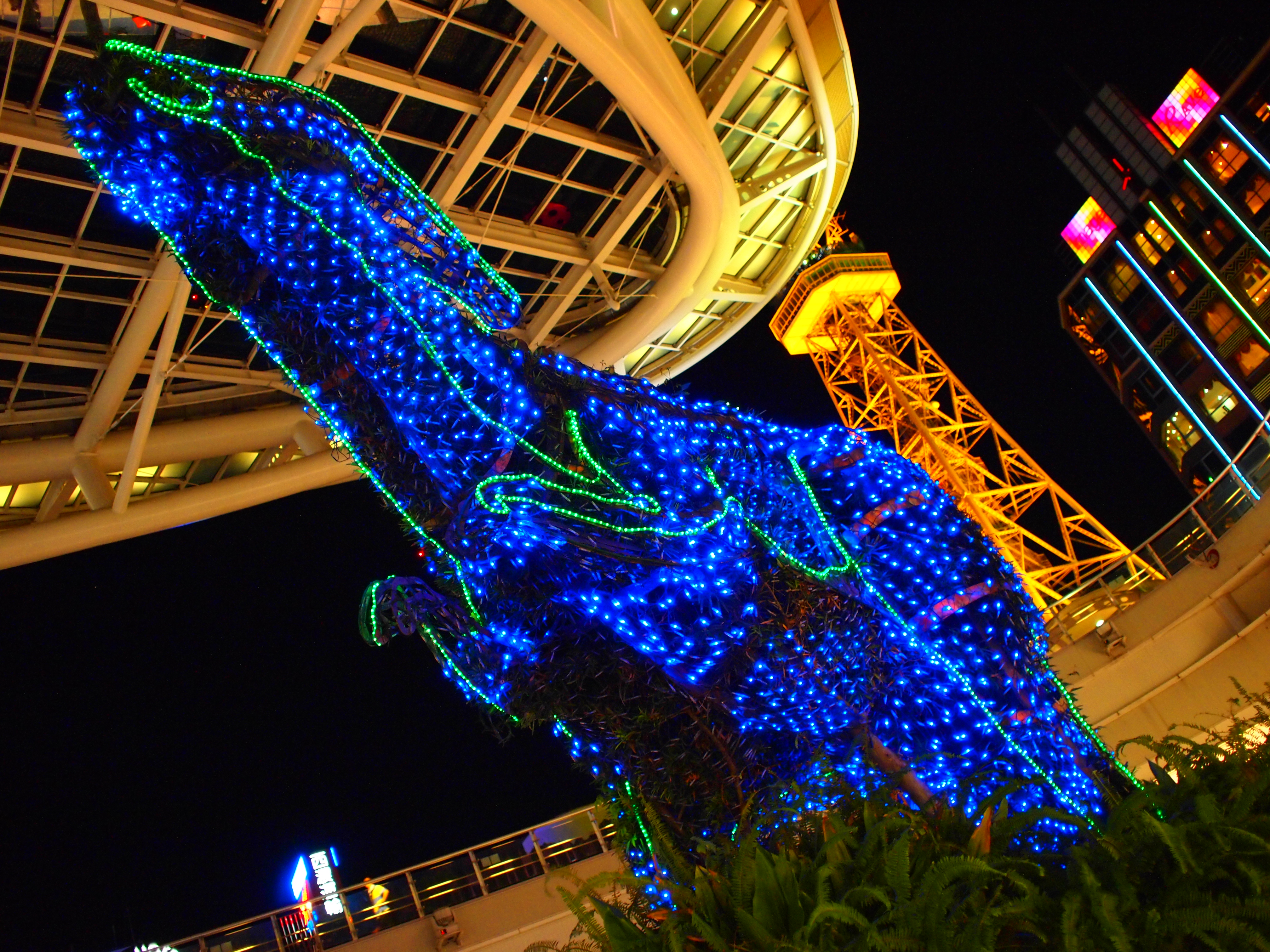 <b>E-PL1 / M.ZUIKO DIGITAL 17mm F2.8 / 約5.9MB / 4,032×3,024 / 1/20秒 / F2.8 / -0.3EV / ISO800 / 17mm / アートフィルター：ポップアート</b>