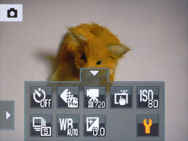 <b>オート撮影モードにすると、ISO感度やホワイトバランスなどが設定可能になる</b>