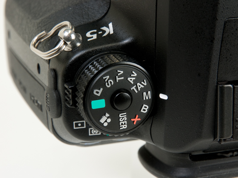 <b>モードダイヤル</b>