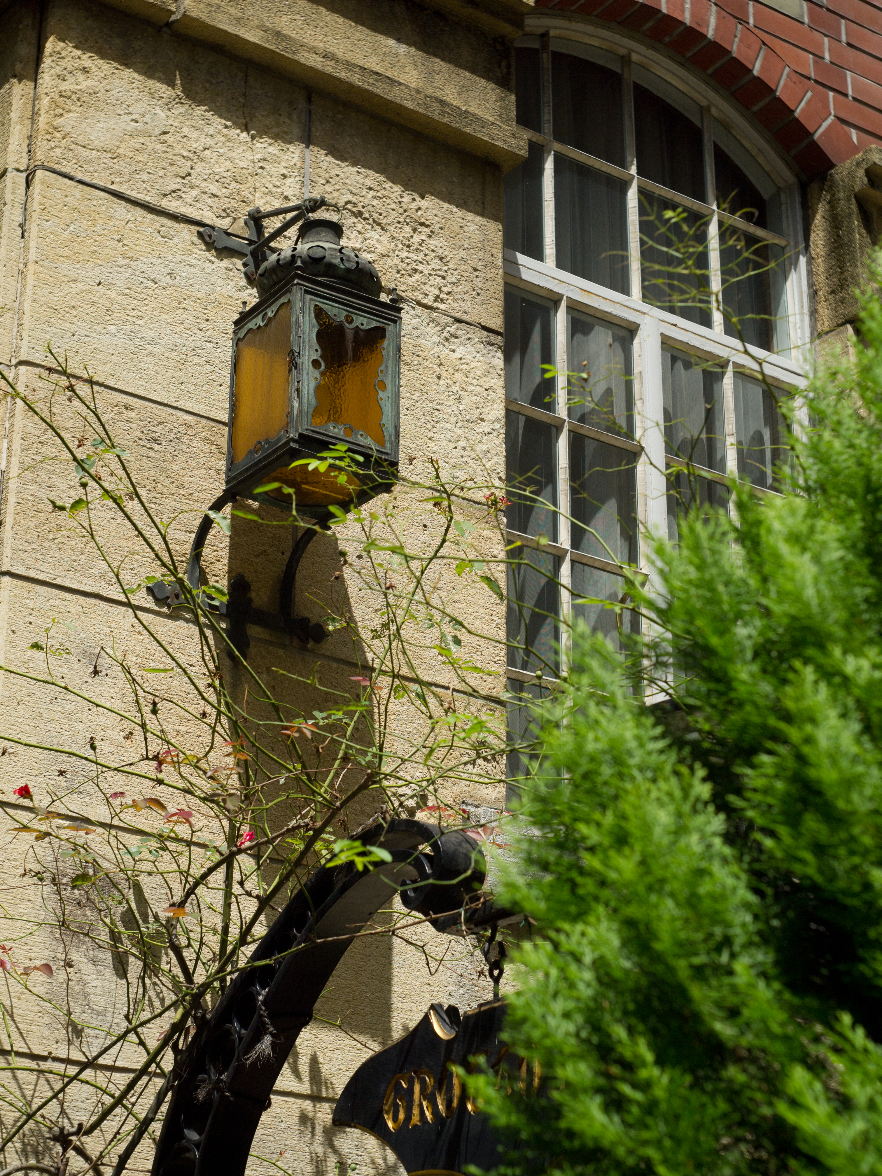 <b>E-PL1 / W-ニッコール・C 3.5cm F2.5 / 4,032×3,024 / 1/1,250秒 / F2.8 / 0EV / ISO200 / WB:オート / 35mm</b>