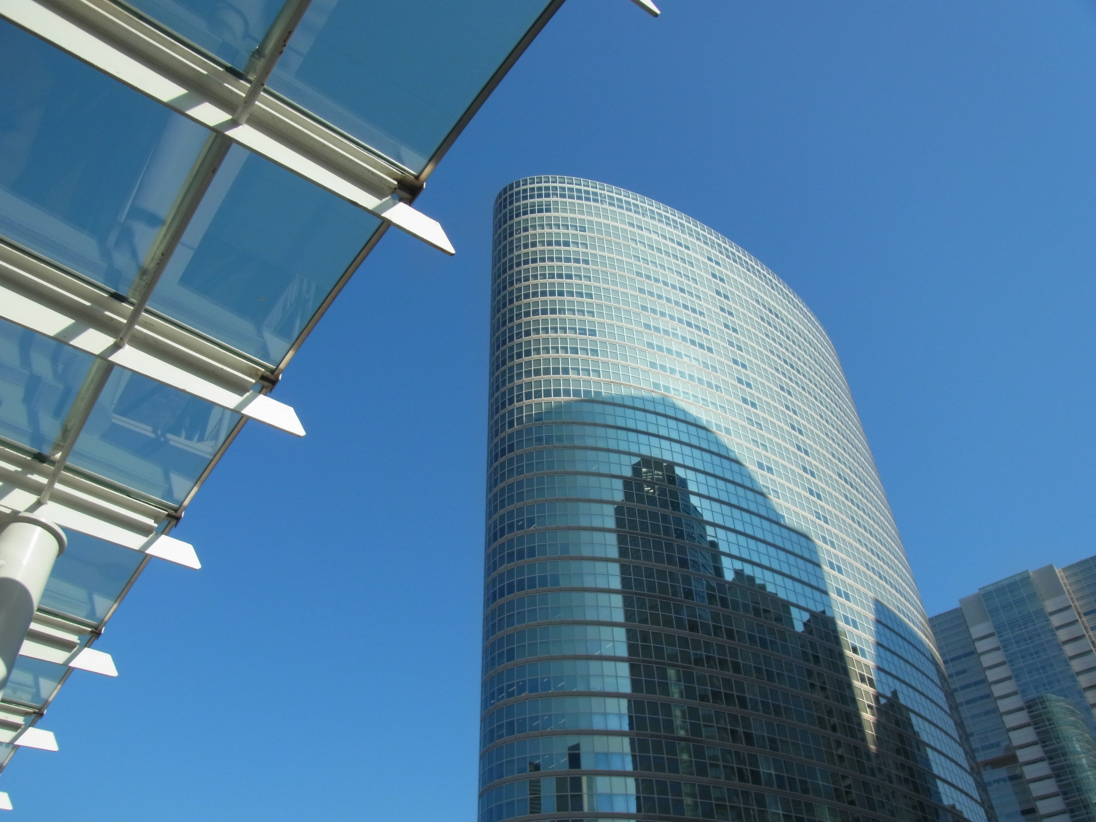 <b>通常撮影<br>CX4 / 約3.4MB / 3,648×2,736 / 1/410秒 / F7 / 0EV / ISO100 / WB:オート / 4.9mm</b>