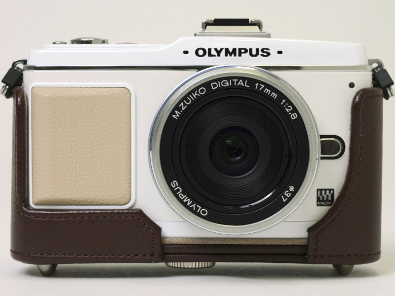 <b>E-P2ホワイトにCS-10Bブラウンを装着</b>