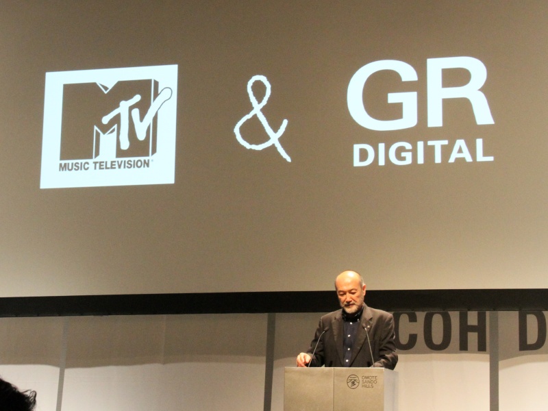 <b>MTV &amp; GRを紹介する湯浅氏</b>