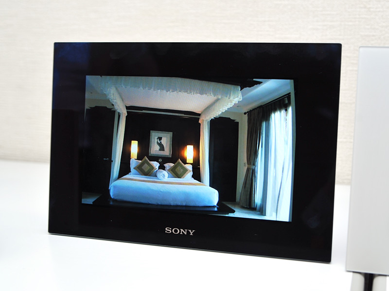 <b>DPF-XR100（ブラック）</b>