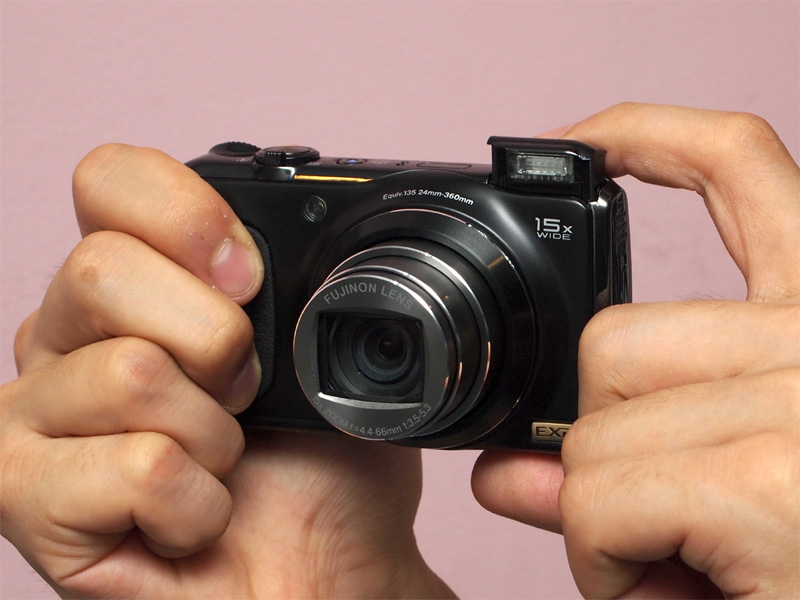 <b>FinePix F300EXR</b>