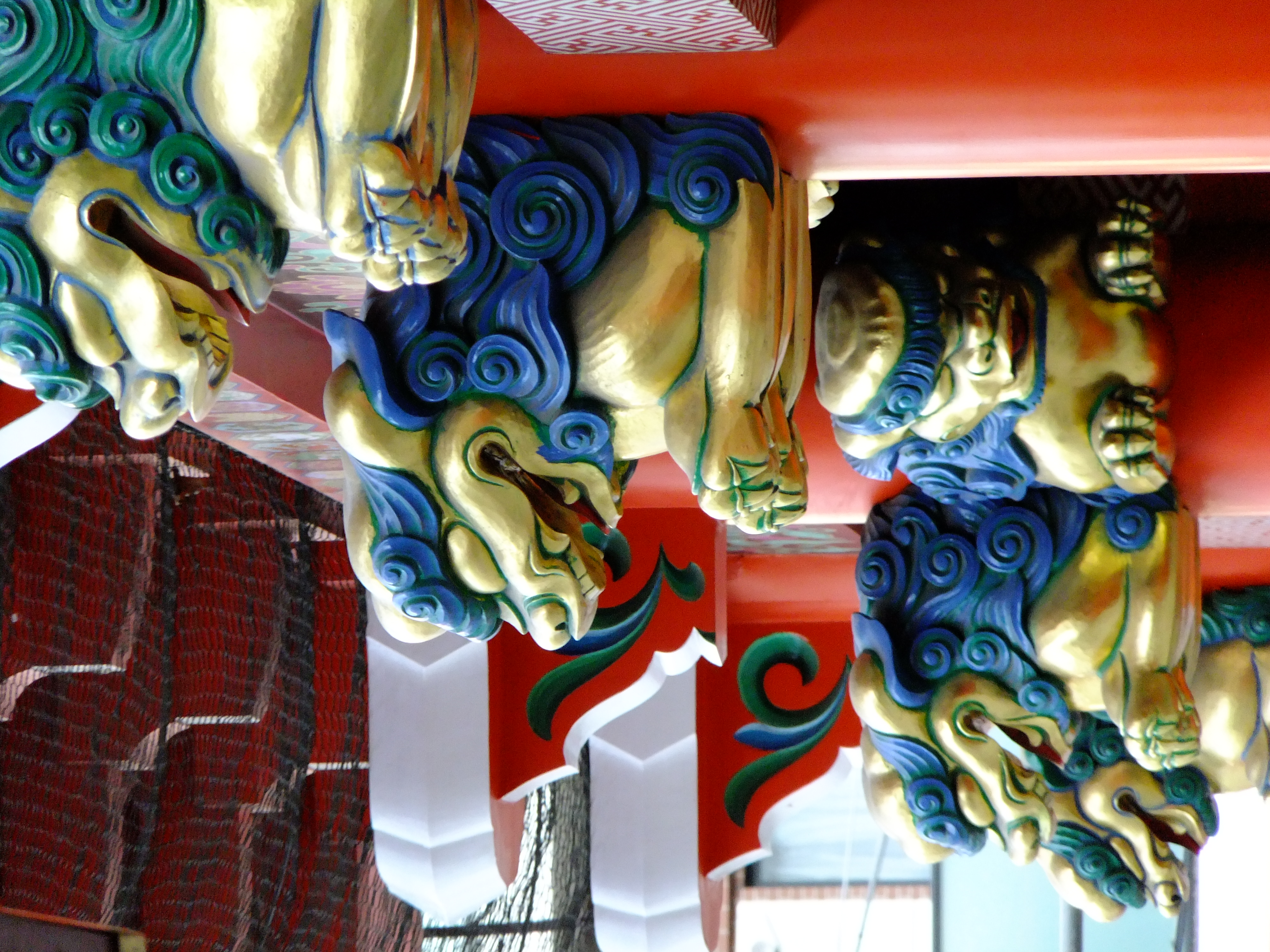 <b>FinePix F300EXR / 約4.3MB / 3,000×4,000 / 1/52秒 / F5.3 / -0.3EV / ISO400 / WB:晴天 / 66mm</b>