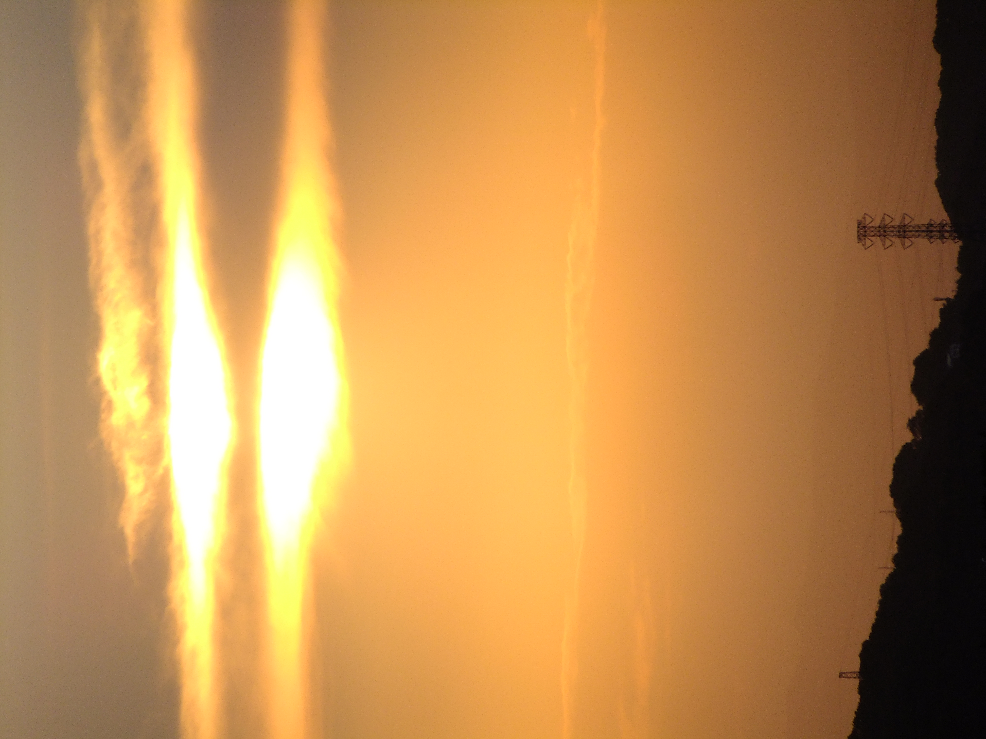 <b>FinePix F300EXR / 約3.7MB / 3,000×4,000 / 1/500秒 / F5.3 / 0EV / ISO100 / WB:晴天 / 66mm</b>