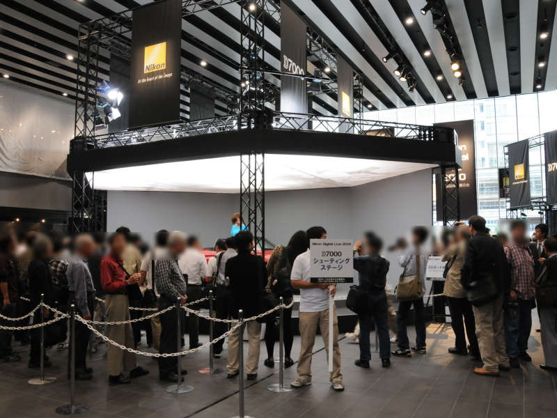 <b>D7000シューティングステージの様子</b>