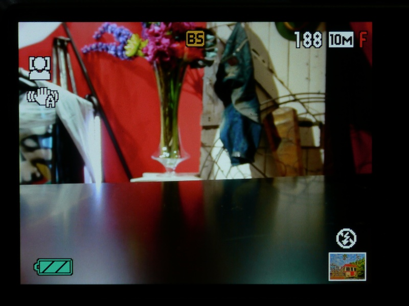 <b>HDRアートのライブビューは、通常と変わらない。画角が若干狭くなる</b>