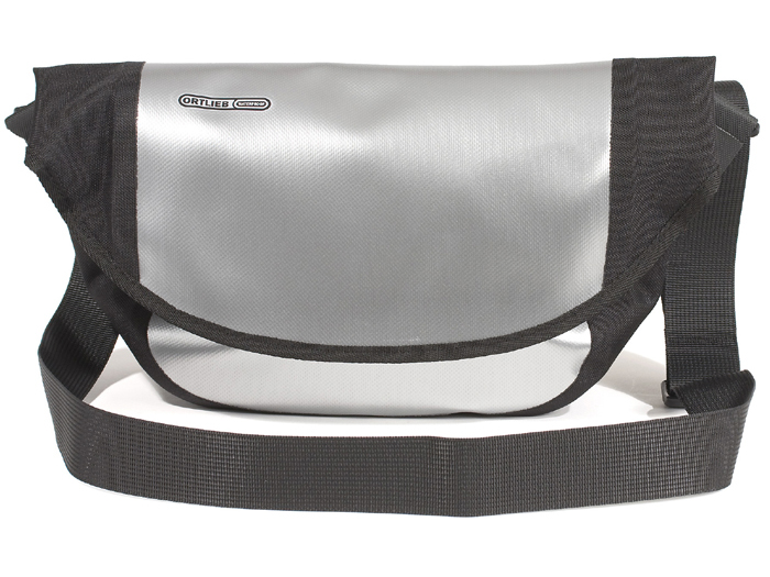 <b>シルバー/ブラック（K8002GP）</b>