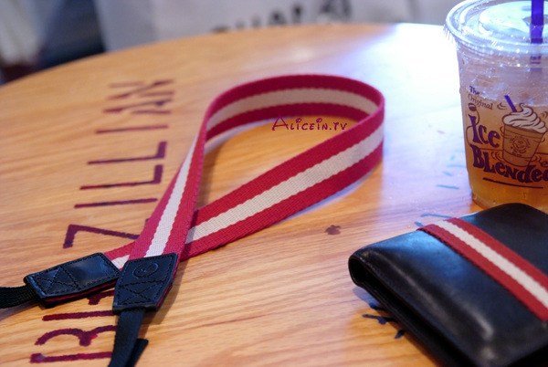 <b>パリの出来事（2,205円）</b>