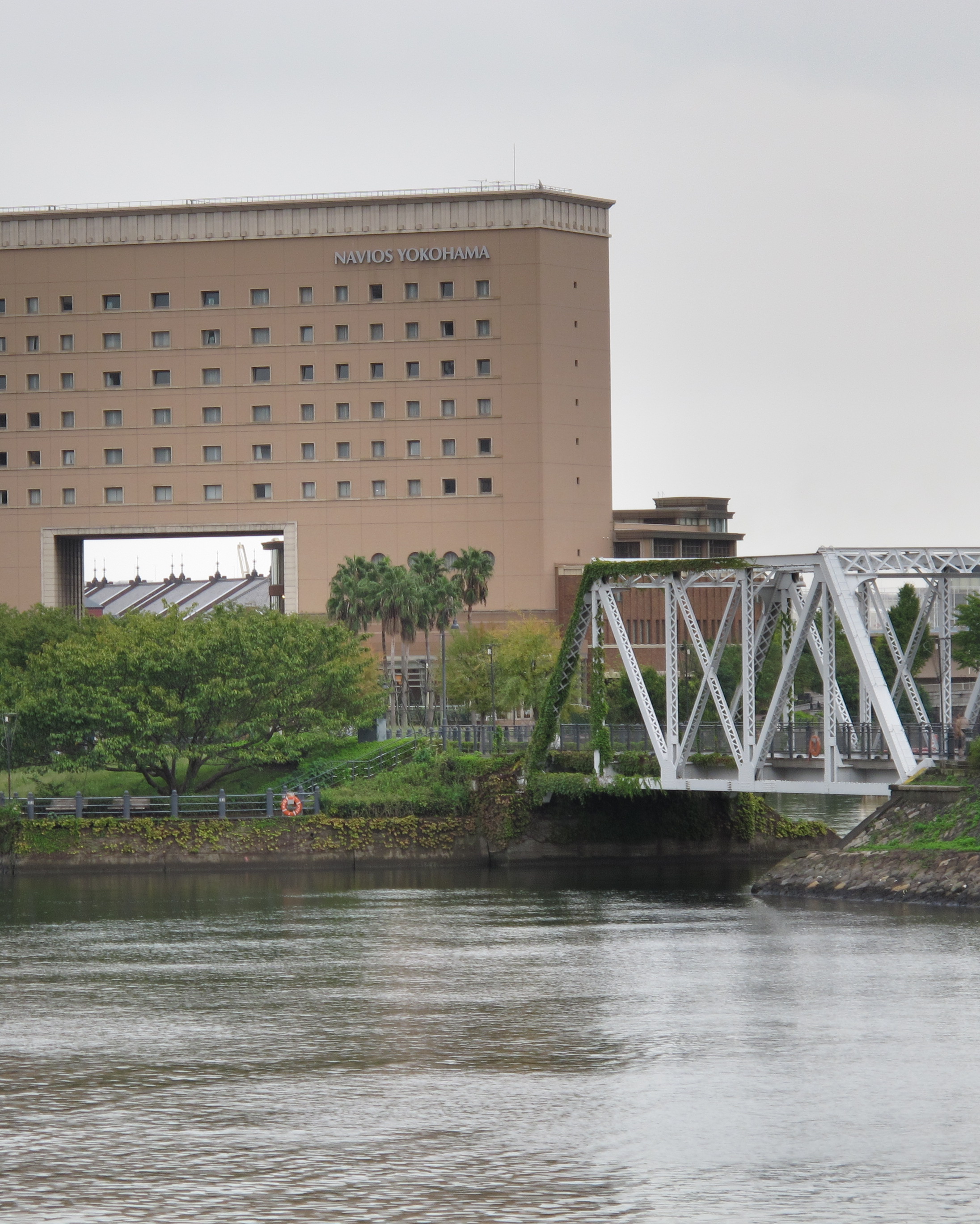 <b>PowerShot G12 / 約1.5MB / 2192x2736 / 1/160秒 / F4.5 / 0.0EV / ISO125 / WB:オート / 30.5mm</b>