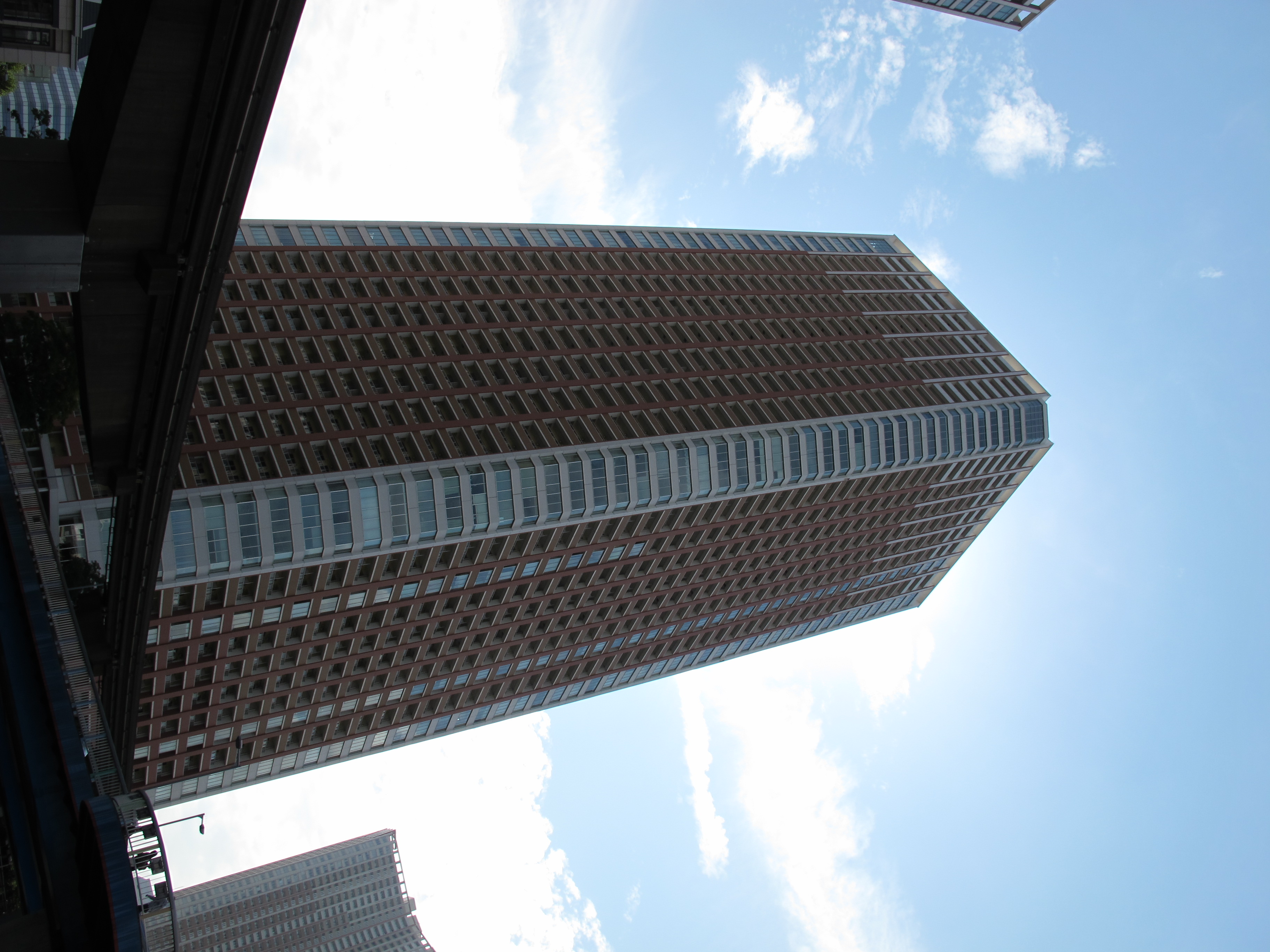 <b>Dレンジ補正OFF/暗部補正AUTO<br>PowerShot G12 / 約1.7MB / 2,736×3,648 / 1/1,000秒 / F4 / 0.0EV / ISO80 / WB:オート / 6.1mm</b>