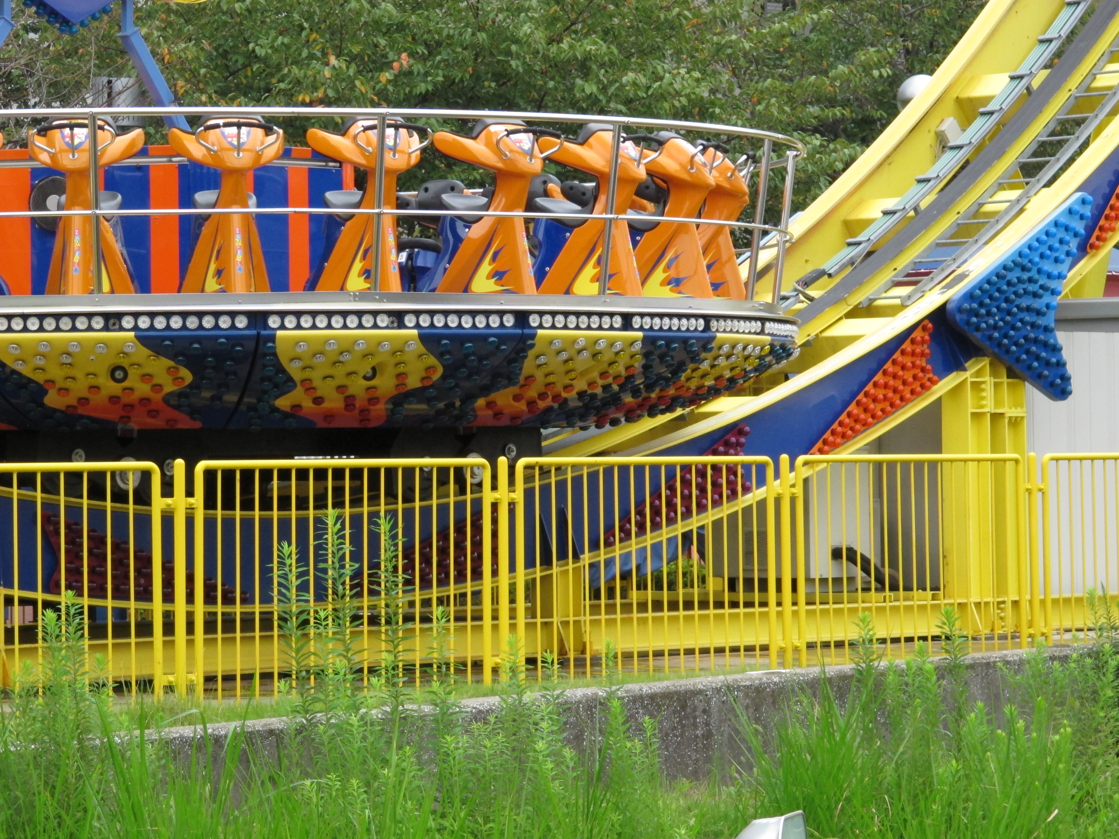 <b>効果なし<br>PowerShot G12 / 約3.2MB / 3,648×2,736 / 1/250秒 / F8 / 0.0EV / ISO800 / WB:オート / 30.5mm</b>