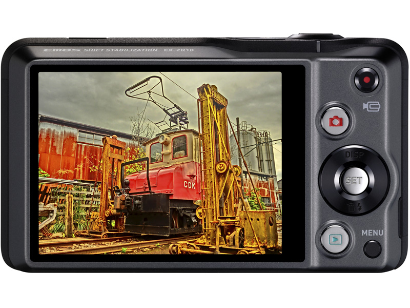 <b>HIGH SPEED EXILIM EX-ZR10。写真のブラックに加え、シルバーもラインナップ。店頭予想価格は4万円前後の見込み</b>