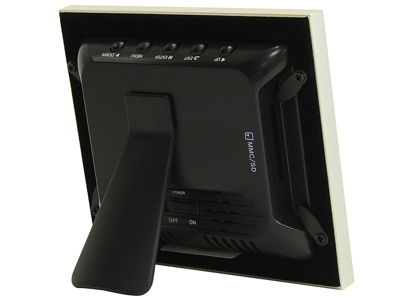 <b>背面。左がMF-70H1D-W、右がMF-35H1D-W</b>