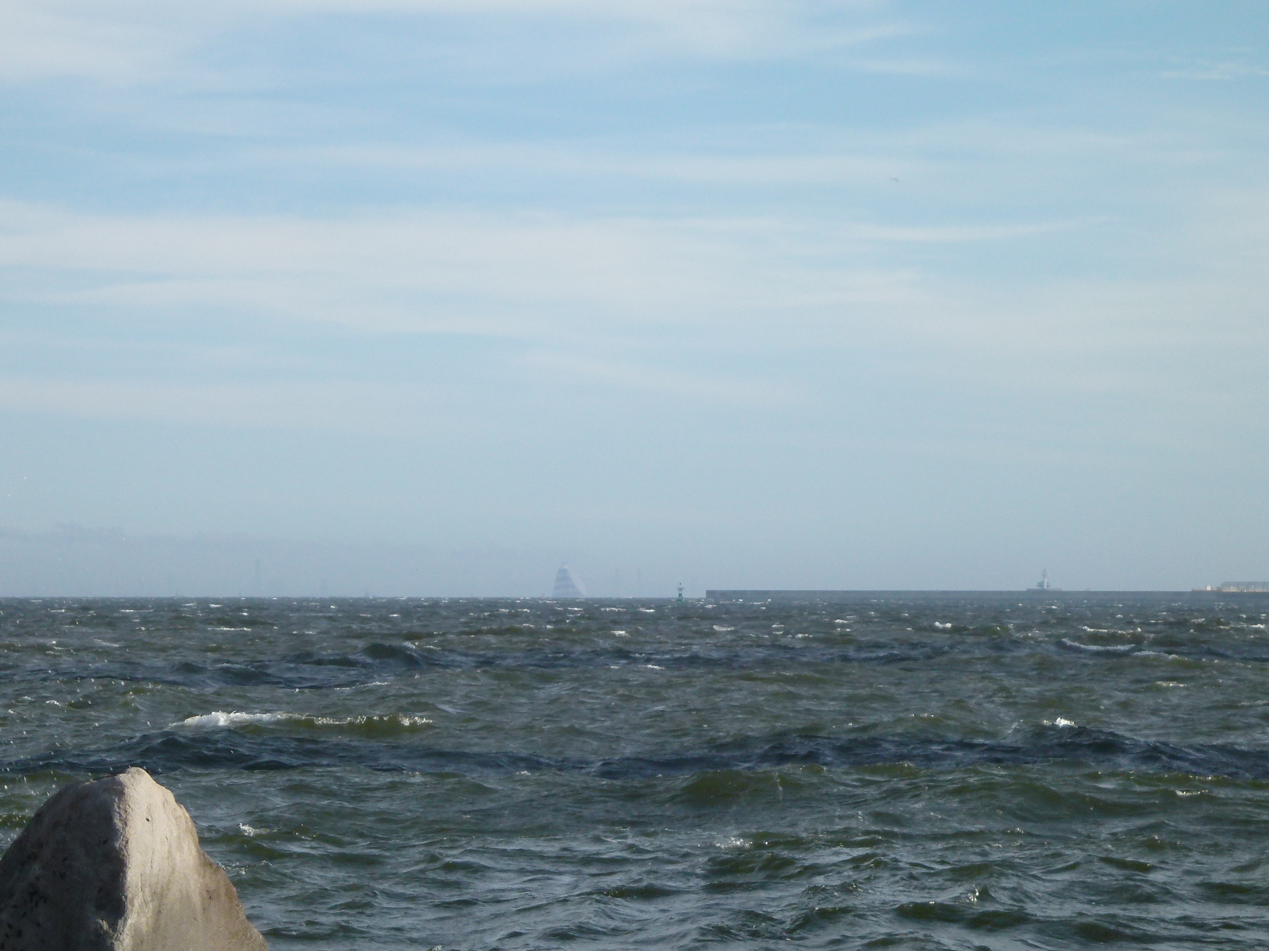 <b>iAズーム（6.5倍）DMC-FX700 / 約5.3MB / 4,320×3,240 / 1/250秒 / F5.9 / 0.0EV / ISO100 / WB:オート / 21.5mm</b>