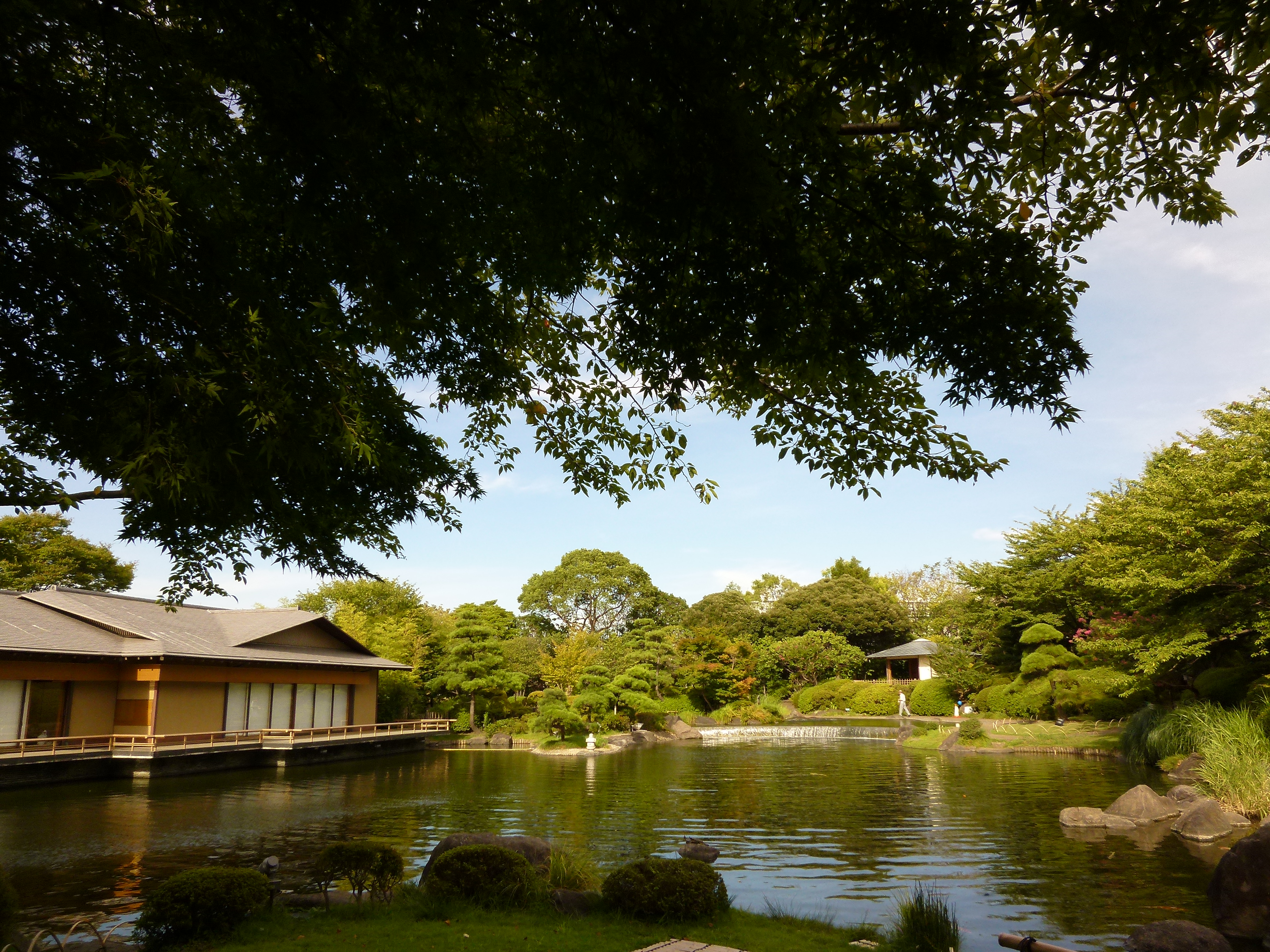 <b>カラーエフェクト：ウォーム<br>DMC-FX700 / 約5.8MB / 4,320×3,240 / 1/400秒 / F4 / 0.0EV / ISO100 / WB:オート / 4.3mm</b>