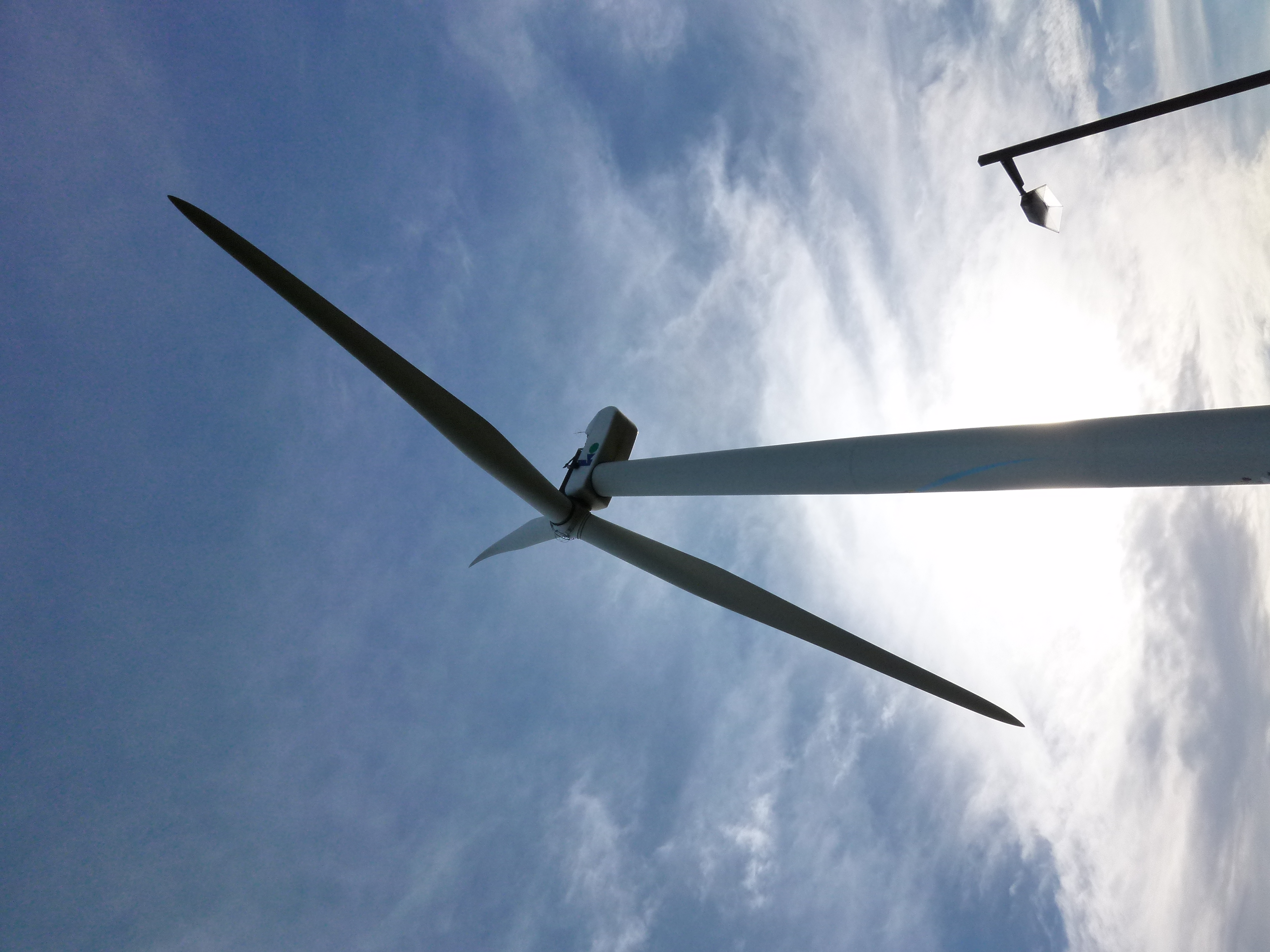 <b>DMC-FX700 / 約4.9MB / 3,240×4,320 / 1/1,000秒 / F5.6 / 0.0EV / ISO160 / WB:オート / 4.3mm</b>