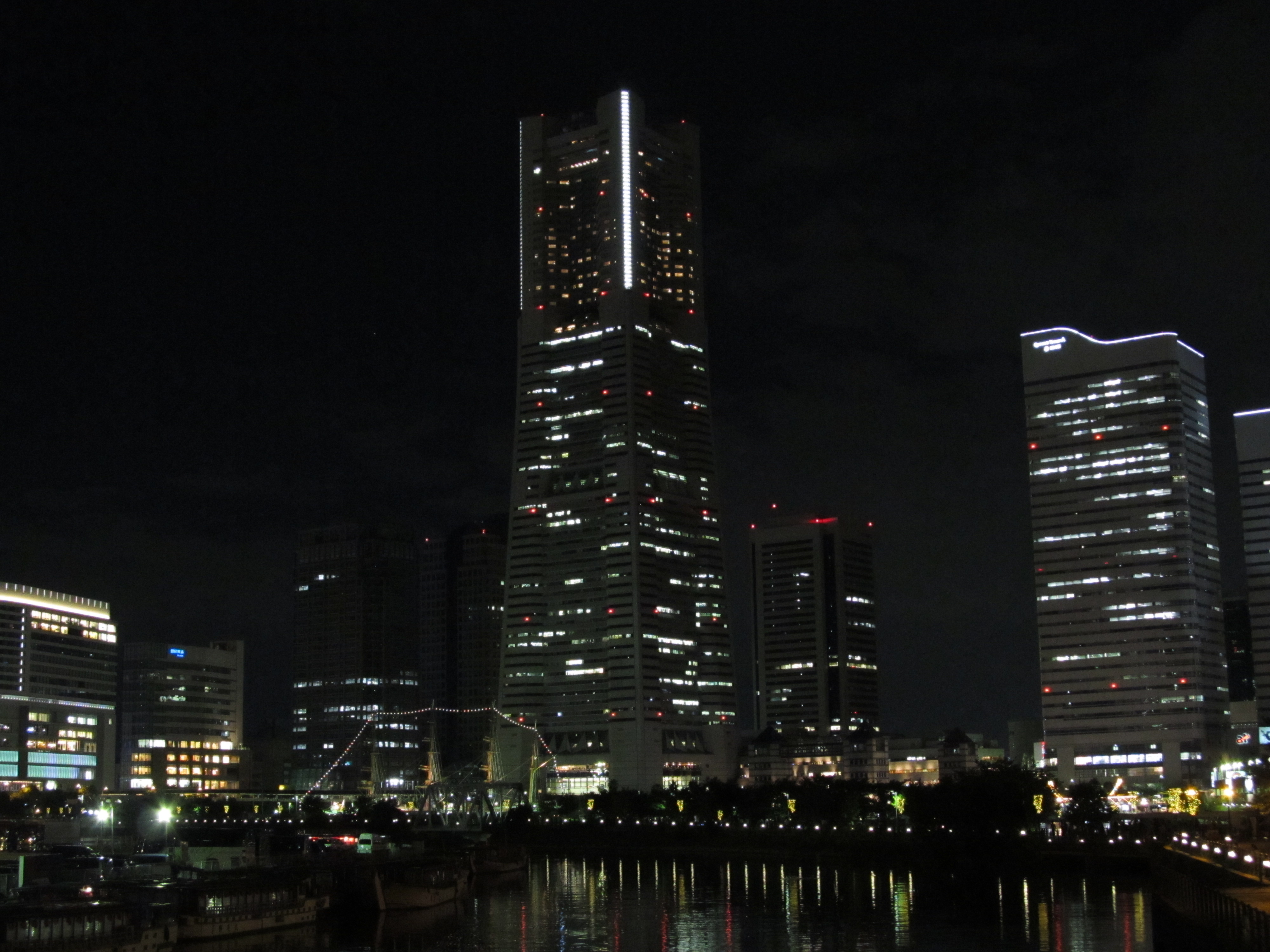 <b>ISO800<br>PowerShot SX130 IS / 約2MB / 4,000×3,000 / 1/6秒 / F4 / 0.0EV / WB:オート / 9.23mm</b>