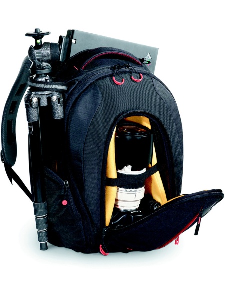 <b>バックパック バグ203 PLの開口部</b>