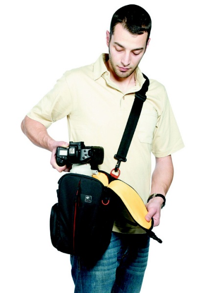 <b>着用例（ホルスター アクセス18 PL）</b>