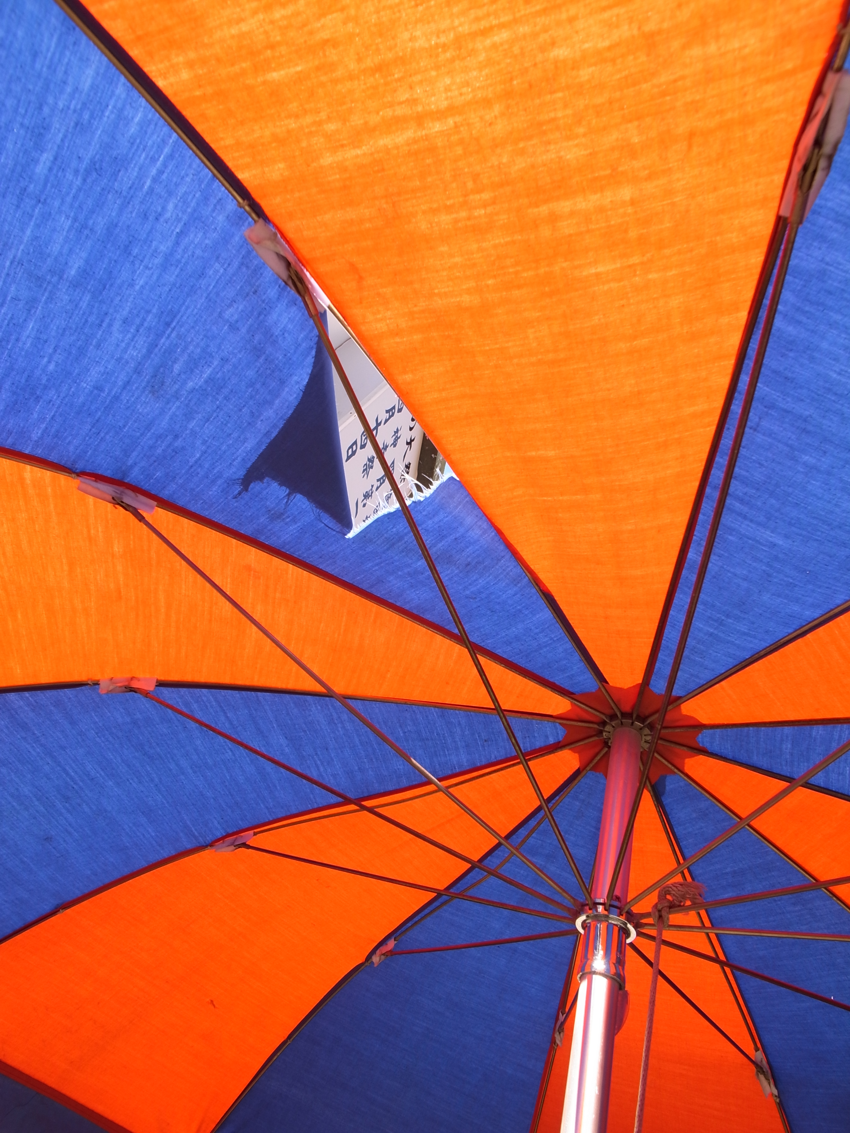 <b>通常撮影<br>GR DIGITAL III / 2,736×3,648 / 1/143秒 / F4 / +0.3EV / ISO64 / 絞り優先AE / WB:オート / 6mm</b>