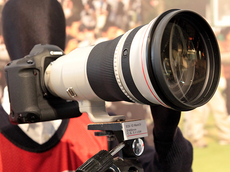 <b>EF 400mm F2.8 L IS II USM</b>