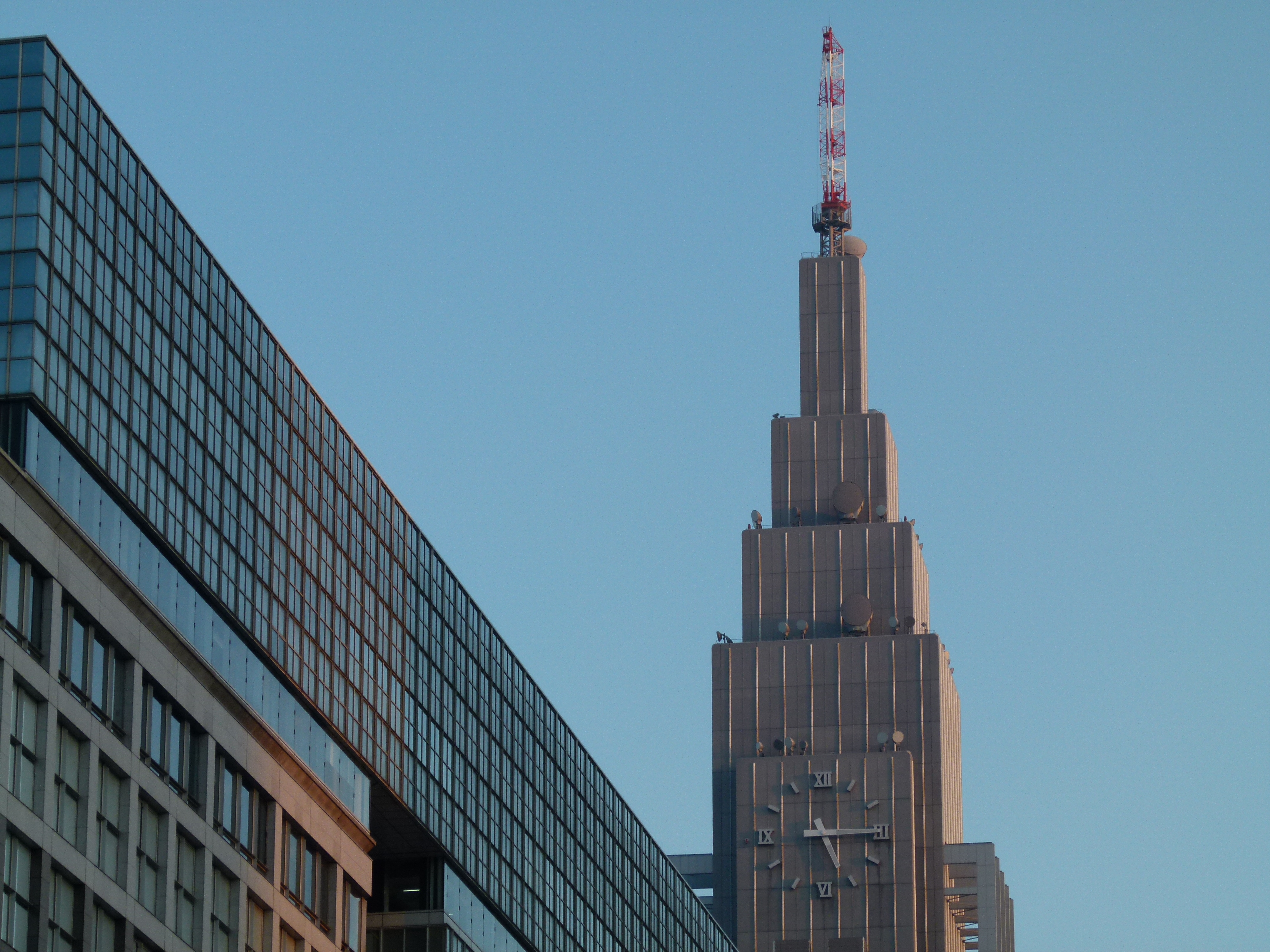 <b>DMC-FZ100 / 約5.0MB / 4,320×3,240 / 1/200秒 / F4 / 0.0EV / ISO100 / WB:晴天 / 23.7mm</b>