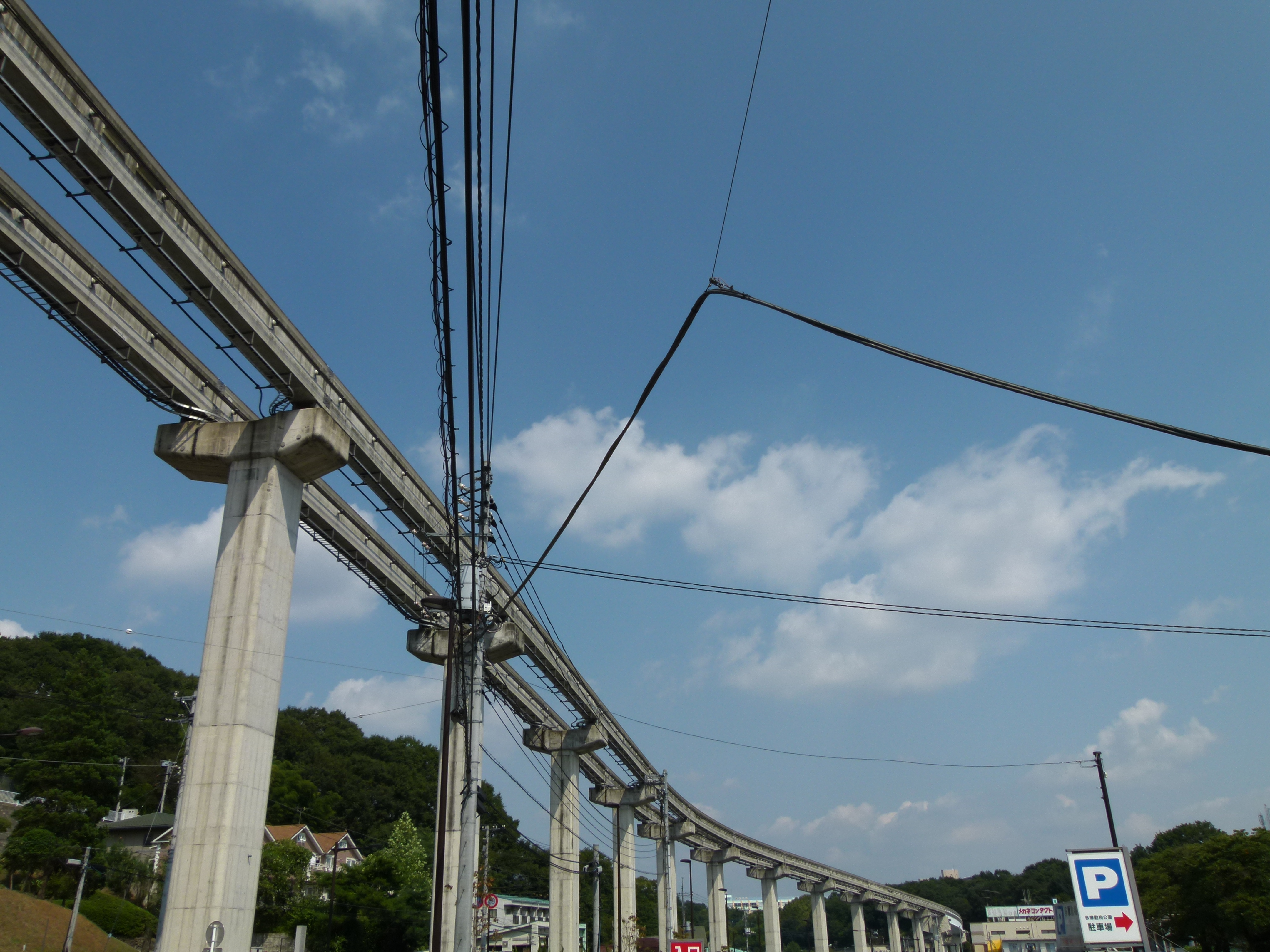 <b>DMC-FZ100 / 約5.3MB / 4,320×3,240 / 1/1,300秒 / F4 / 0.0EV / ISO100 / WB:オート / 4.8mm</b>