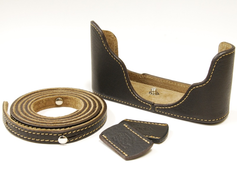 <b>マットブラウン</b>