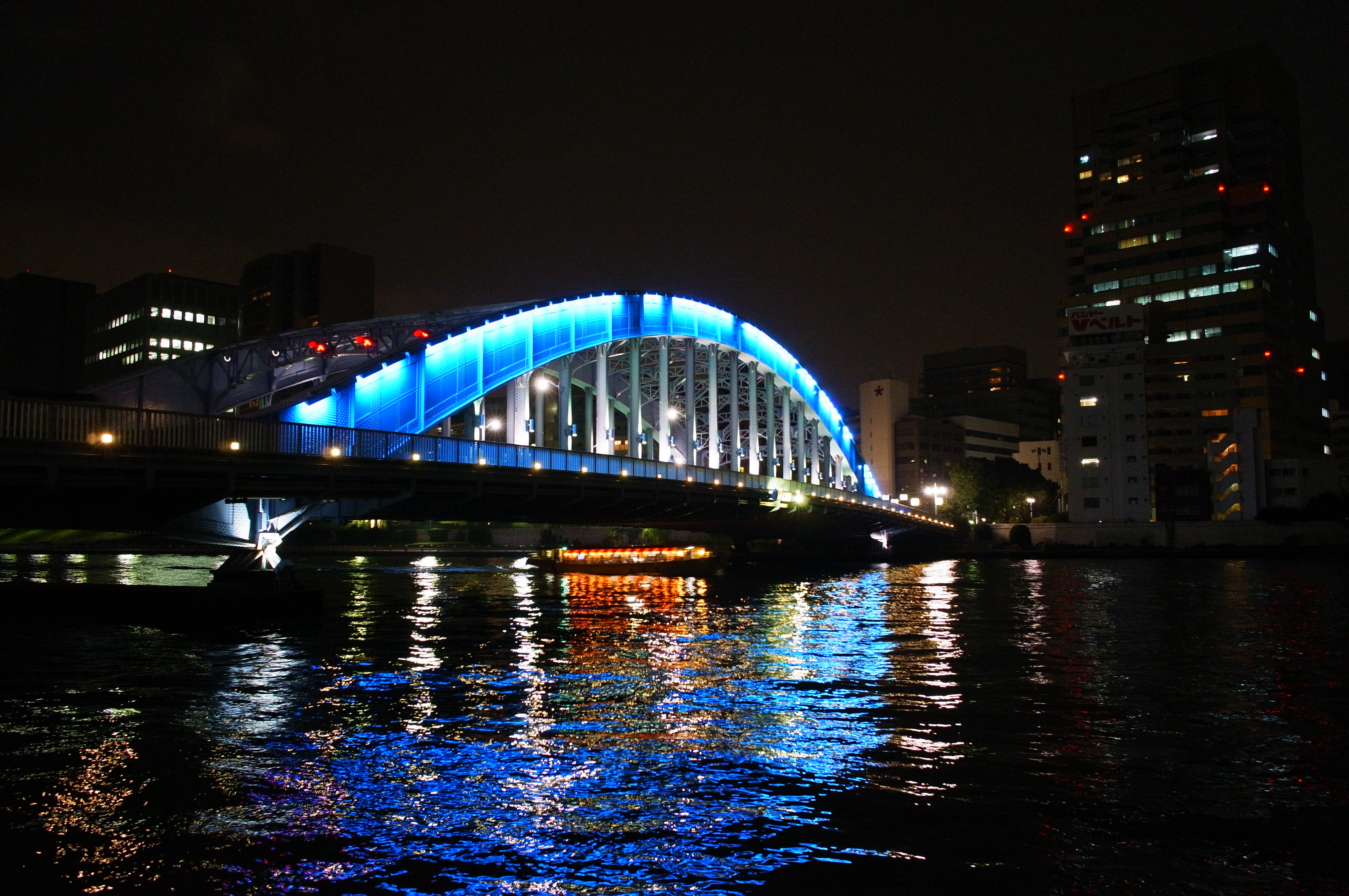 <b>ISO1600（ノイズリダクション:OFF）<br>GXR A12 / GR LENS A12 28mm F2.5 / 約4.2MB / 4,288×2,848 / 1/16秒 / F4 / 0.0EV / WB:マルチパターンAUTO / 18.3mm / 画像設定:ビビッド</b>