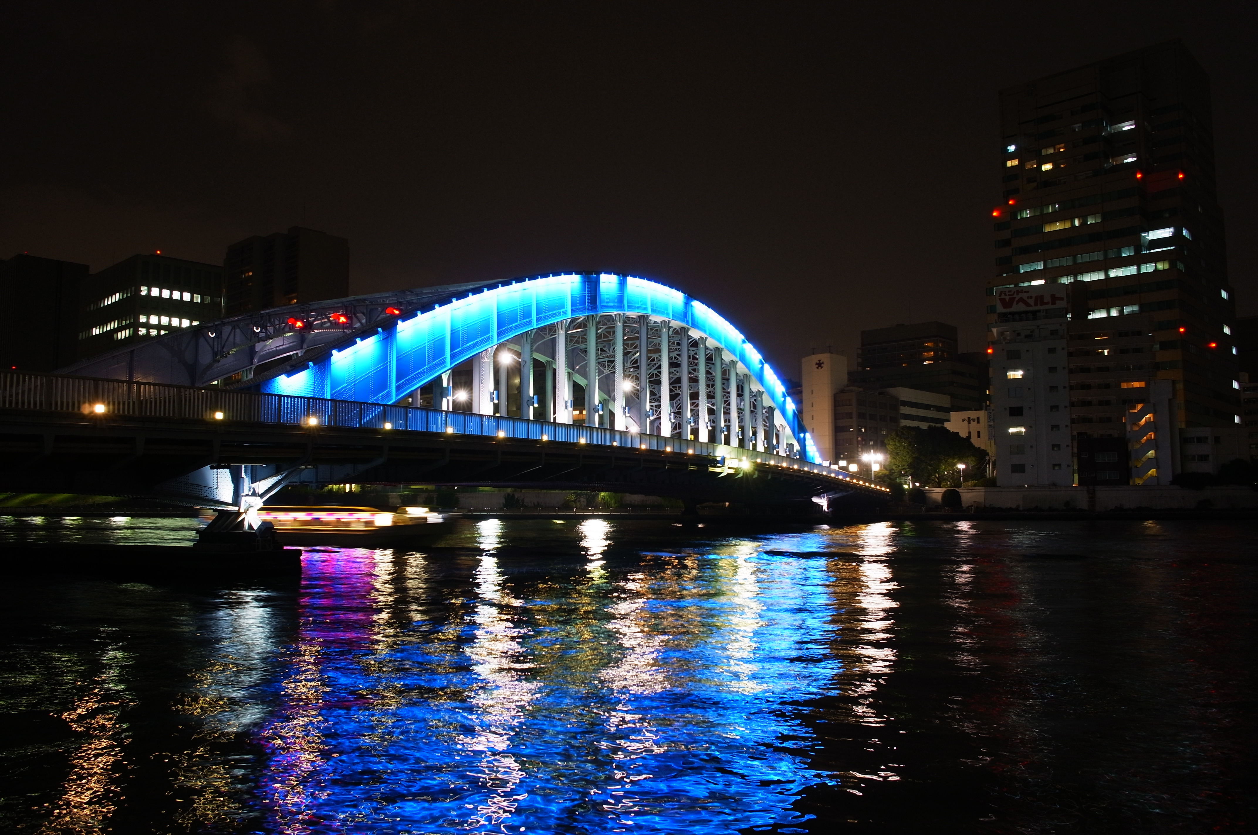 <b>ISO200（ノイズリダクション:AUTO）<br>GXR A12 / GR LENS A12 28mm F2.5 / 約4.2MB / 4,288×2,848 / 1/2秒 / F4 / 0.0EV / WB:マルチパターンAUTO / 18.3mm / 画像設定:ビビッド</b>